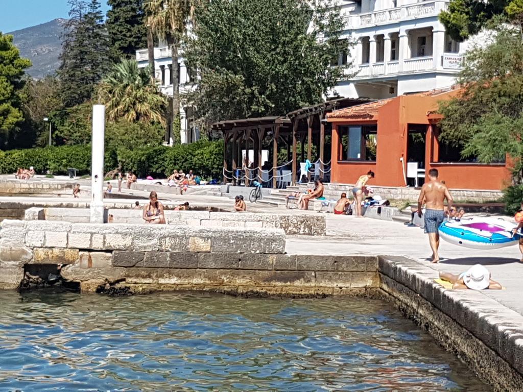 Apartment Roma Kaštela Buitenkant foto